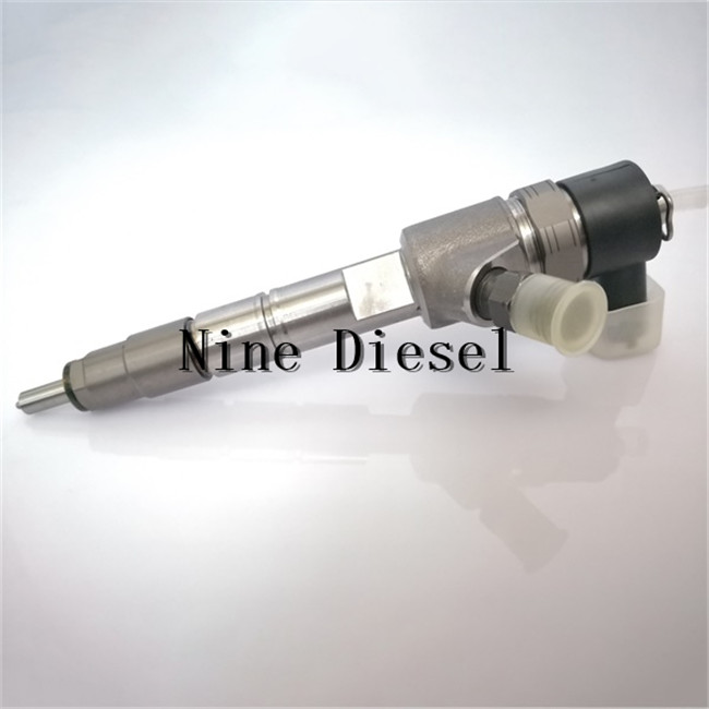  Injector 0445110293 With Nozzle DLLA150P1666, Valve F00VC01359 0