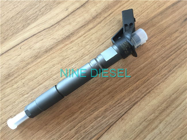 Professional  High Performance Fuel Injectors 0445115032 For Benz 0