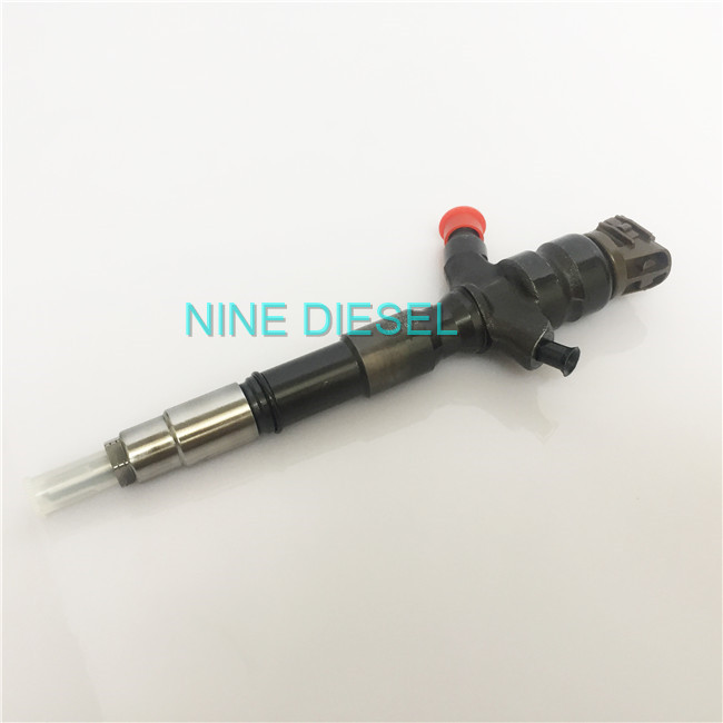 Toyota Hilux 2KD-FTV  Diesel Fuel Injectors For Common Rail Engine 0