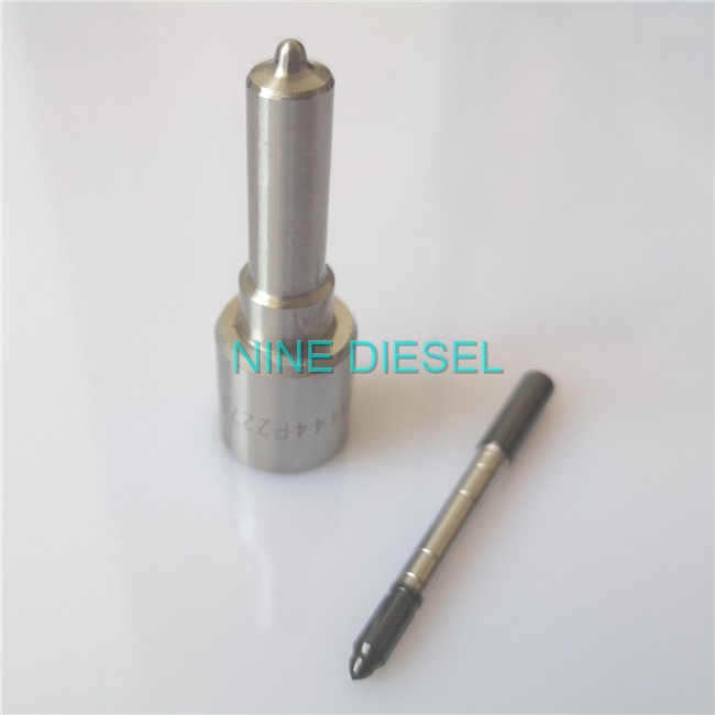 Black Needle Diesel Fuel Injector Nozzle DLLA144P2273 0433172273 For Bosch Injector 0